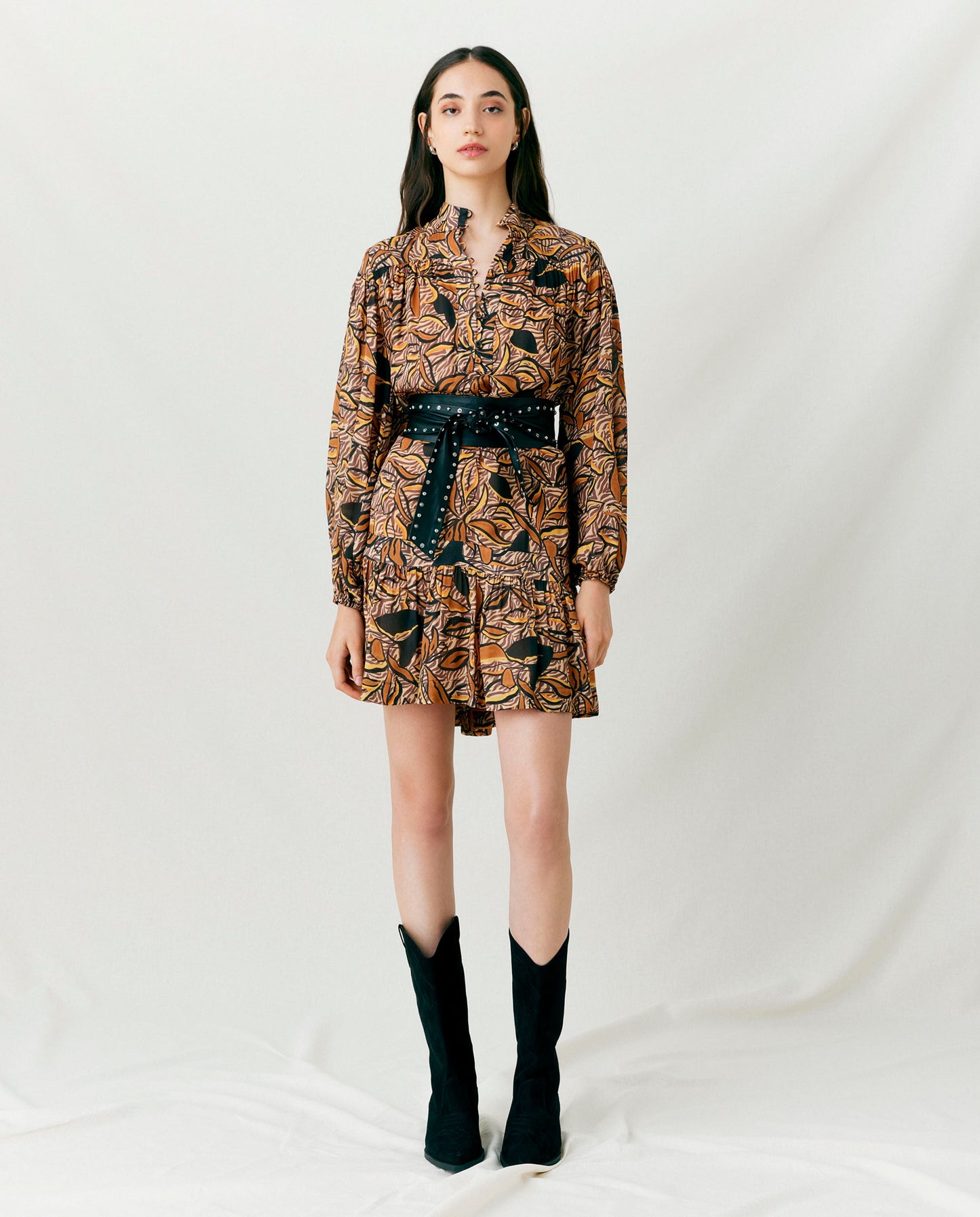 LINA | Vestido corto manga larga